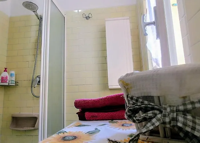 Appartement Casa Di Claude Con Posto Auto Finale Ligure